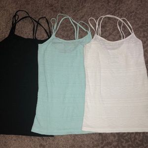 3 pack Aeropostale strappy camis size small